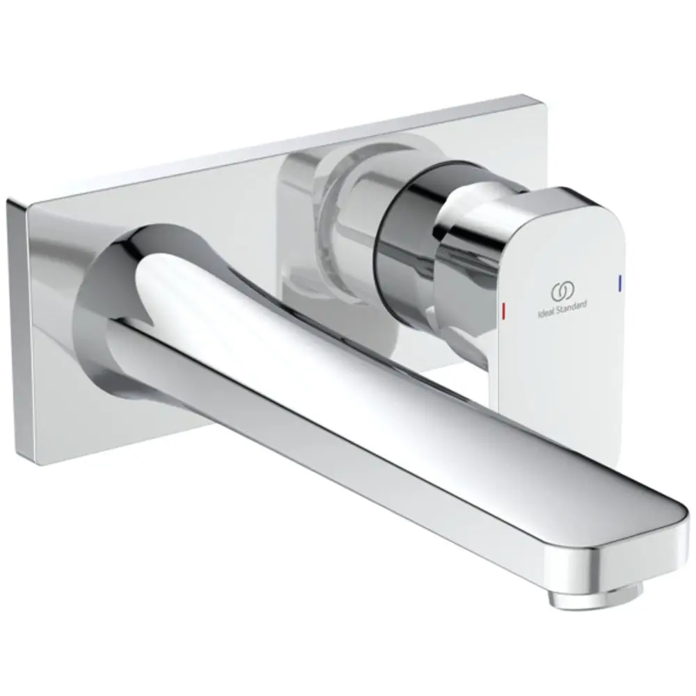 Wandarmatur in Chrom von Ideal Standard mit rechteckiger Form, einem langen Auslauf und einer Steuerungseinheit.